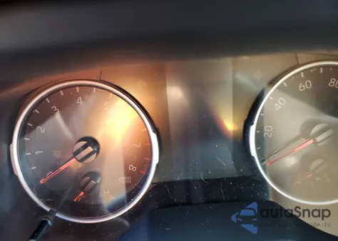 2019 Toyota Rav4 Le from USA, damaged, VIN JTMF1RFV0KJ013679